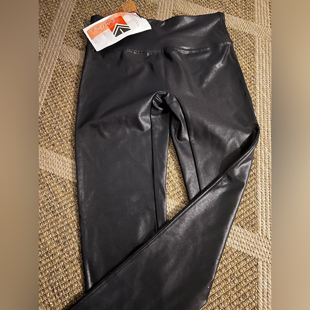 Retro Gong faux leather leggings